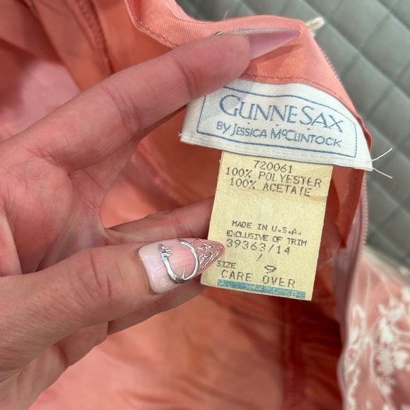 VINTAGE Gunne Sax Pink and White Lace Midi Dress - Picture 9 of 10